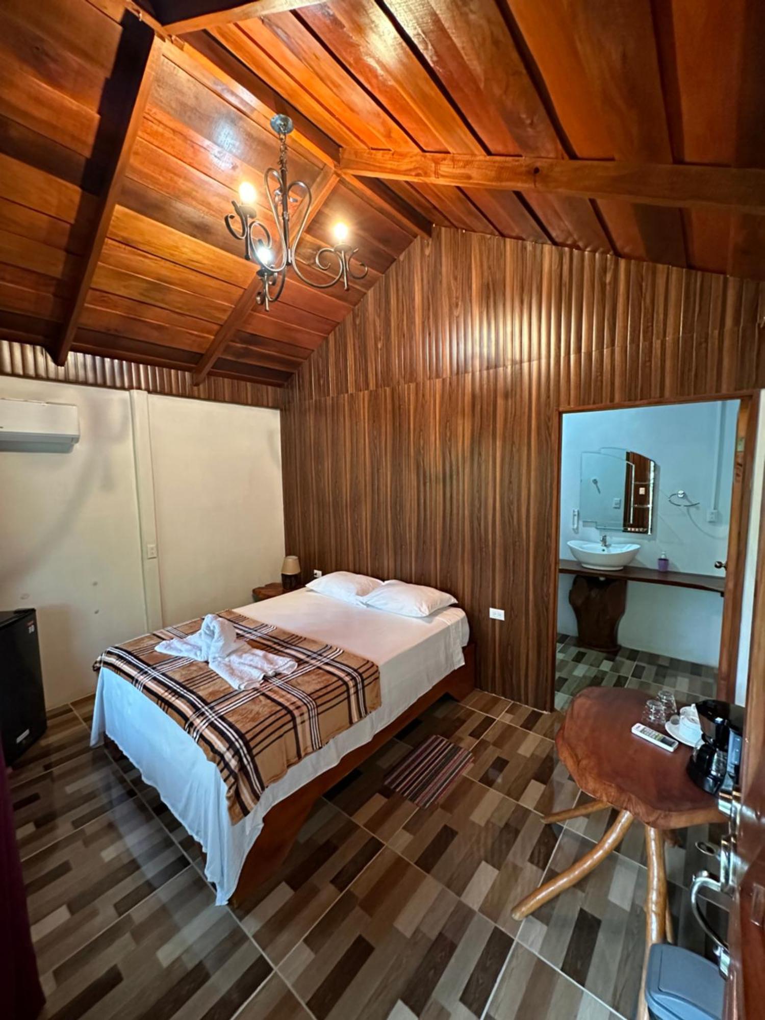 Arenal Rustic Lodge La Fortuna ภายนอก รูปภาพ